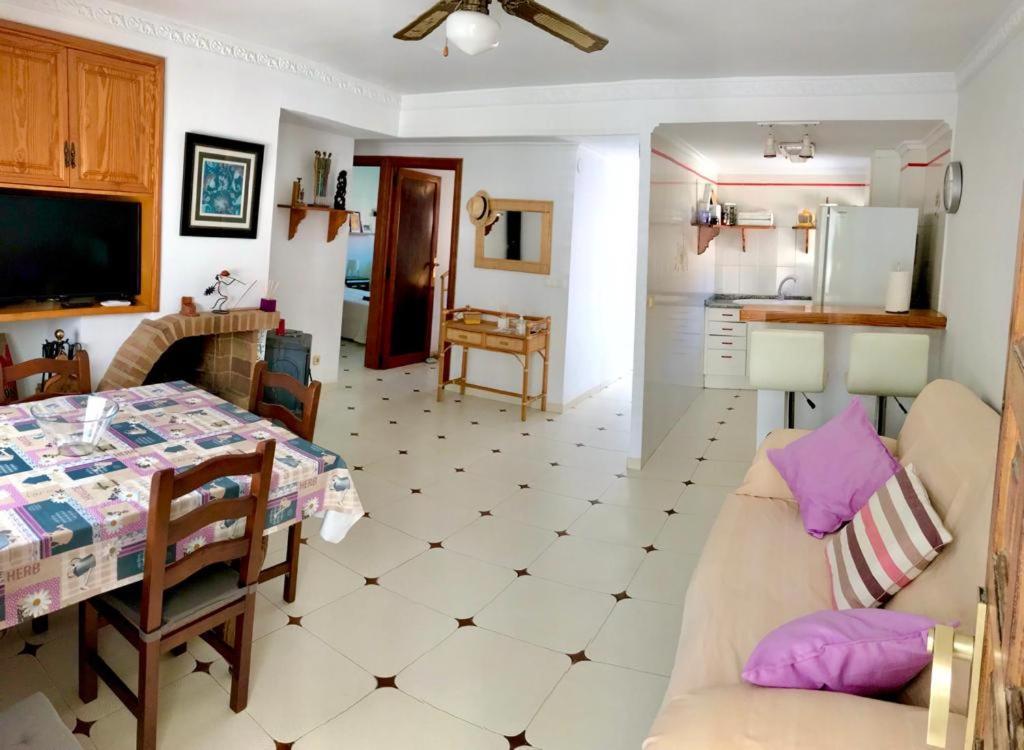 데니아 Adosado De 140M2 Con Terraza A 50 M De La Playa 빌라 외부 사진