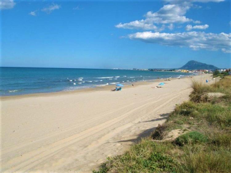 데니아 Adosado De 140M2 Con Terraza A 50 M De La Playa 빌라 외부 사진