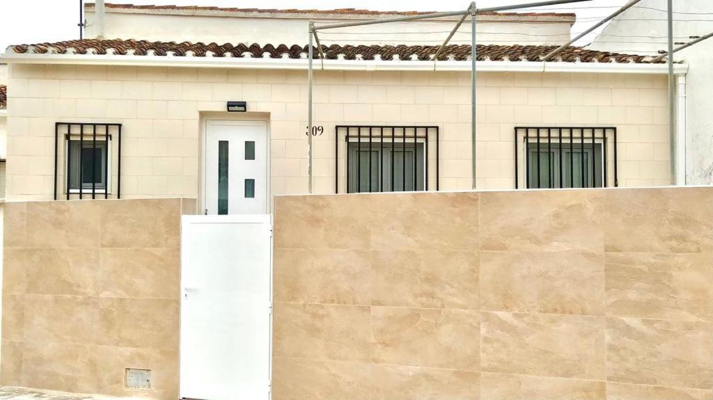 데니아 Adosado De 140M2 Con Terraza A 50 M De La Playa 빌라 외부 사진